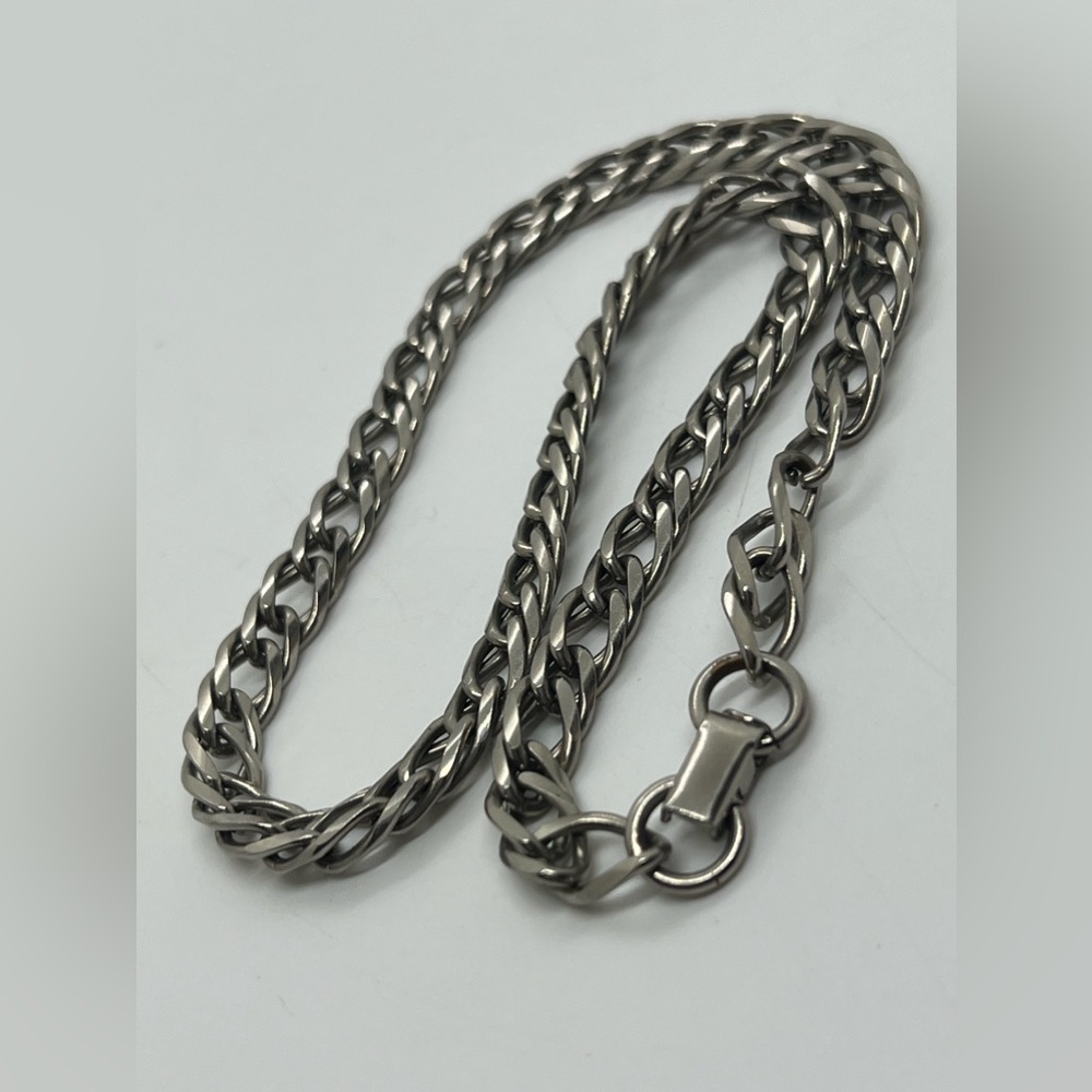 Simple Silver Chain - image 2